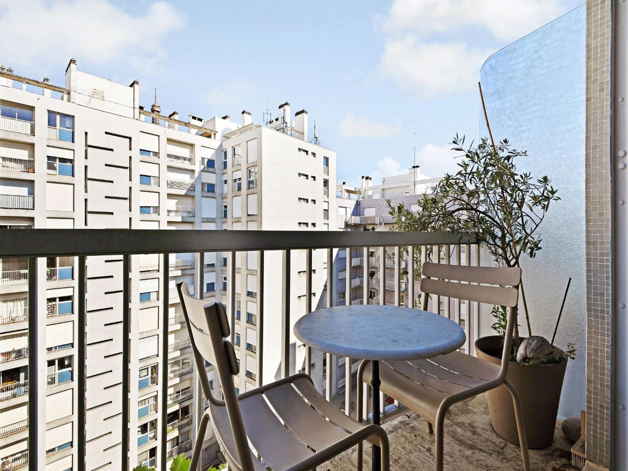 Appartement 2p Champs De Mars - La Motte Picquet *